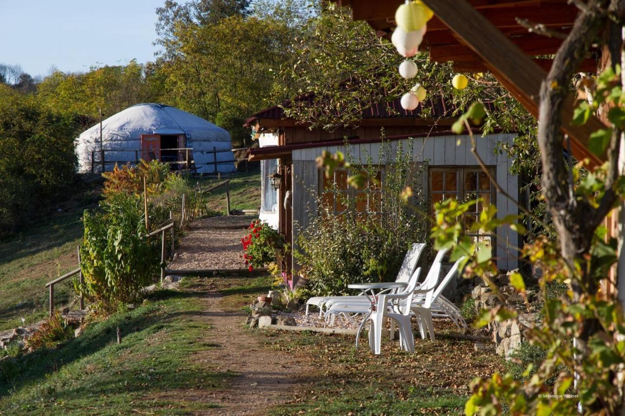 Готель La Ferme Saint Jean - Les Yourtes Екстер'єр фото
