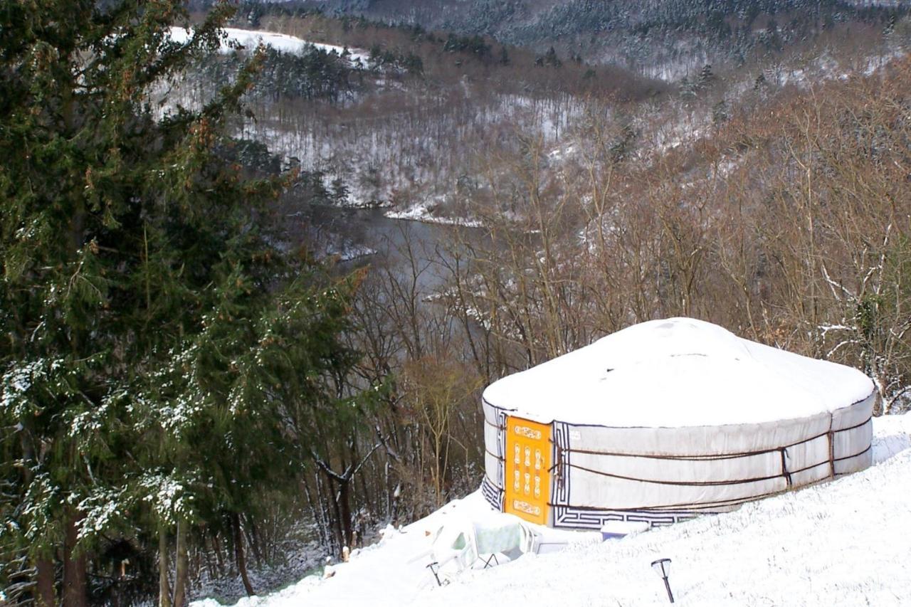 Готель La Ferme Saint Jean - Les Yourtes Екстер'єр фото